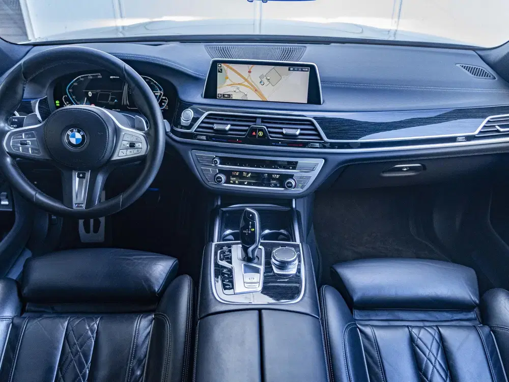 BMW 7-serie Sedan 745e SoH 97% uit 2020, foto 3