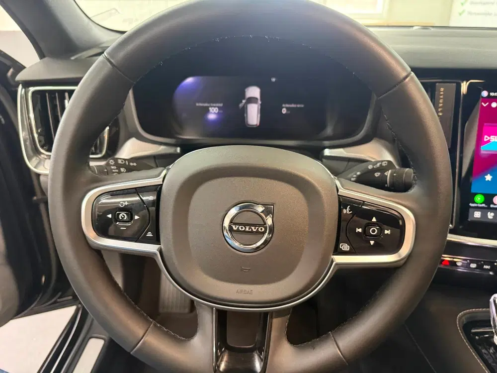 Volvo V60 2.0 T6 Plug-in hybrid AWD Plus Dark uit 2024, foto 14