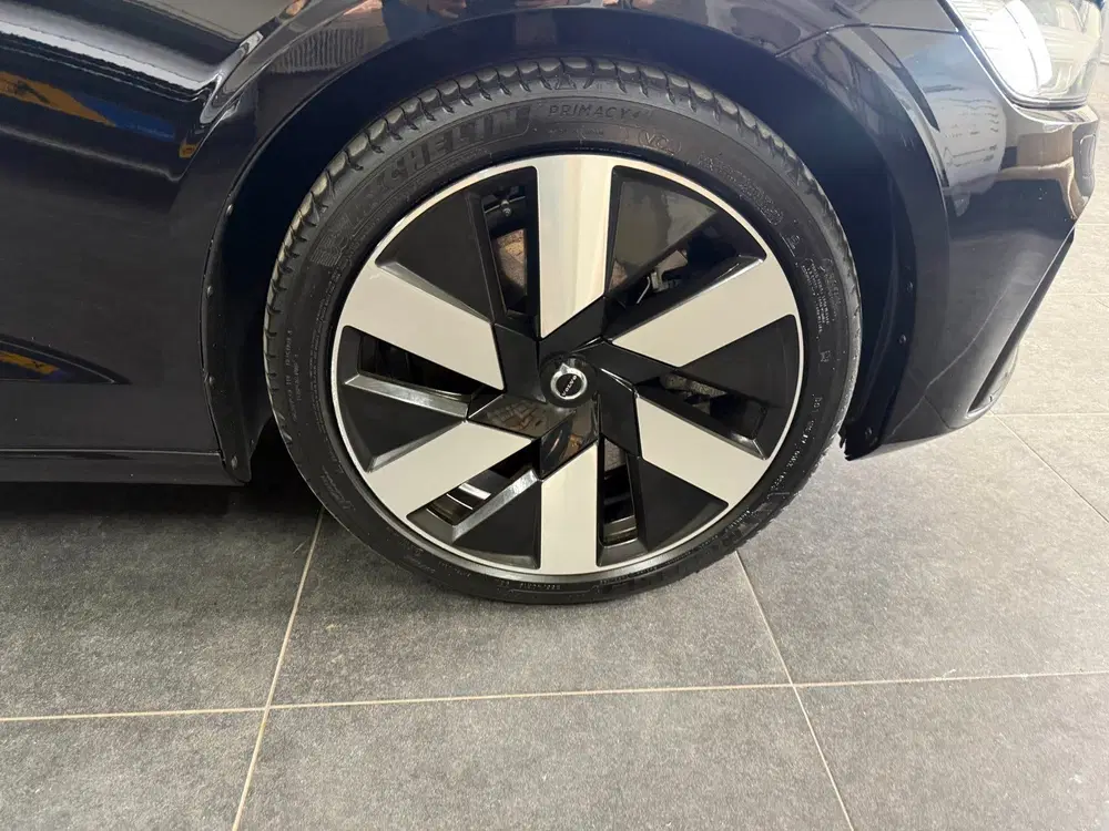 Volvo V60 2.0 T6 Plug-in hybrid AWD Plus Dark uit 2024, foto 9