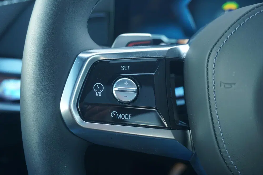 BMW i7 Sedan eDrive50 uit 2025, foto 15