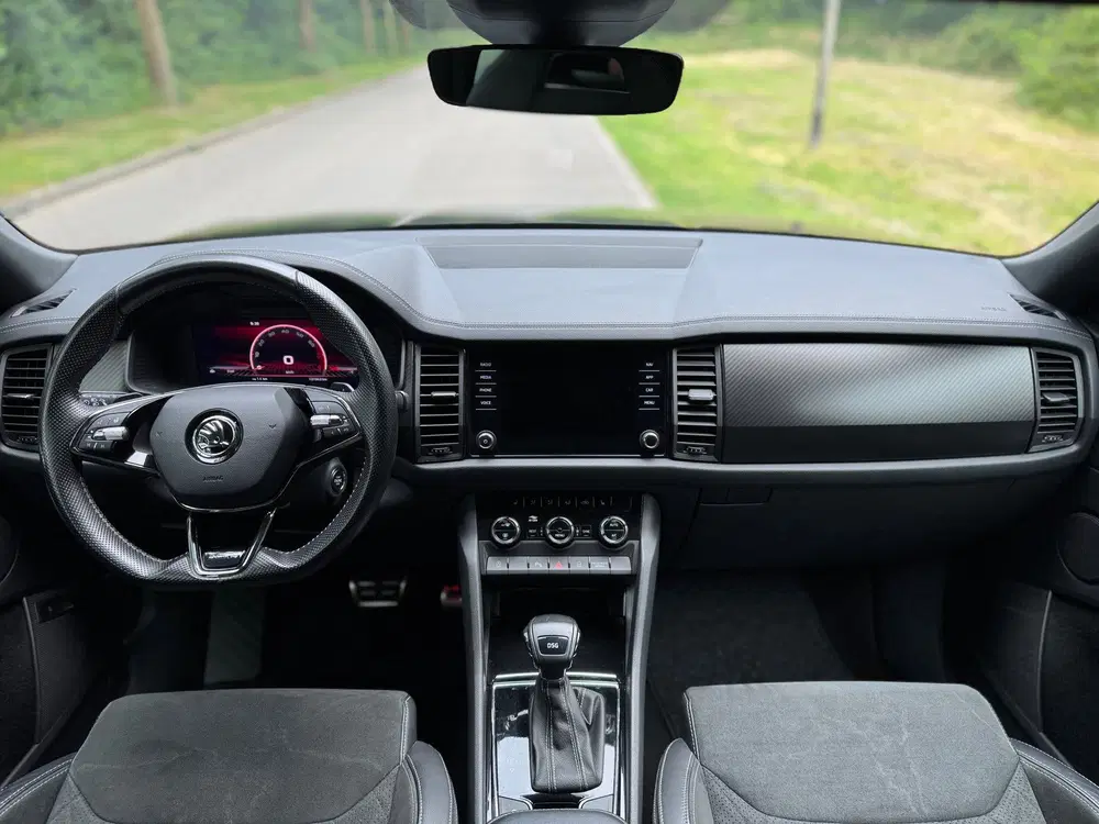 Skoda Kodiaq 1.5 TSI Greentech ACT Sportline Business uit 2022, foto 10
