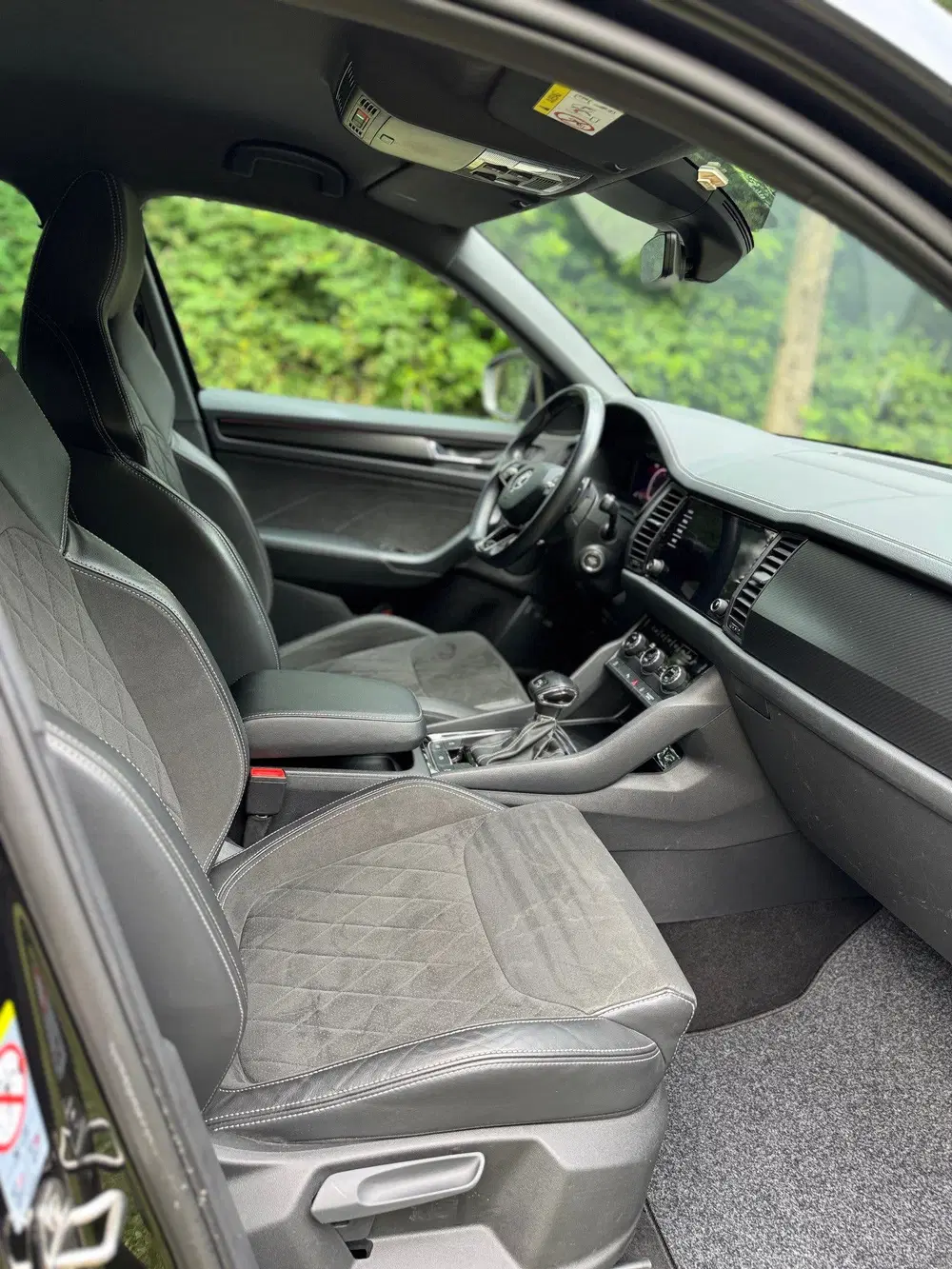 Skoda Kodiaq 1.5 TSI Greentech ACT Sportline Business uit 2022, foto 9