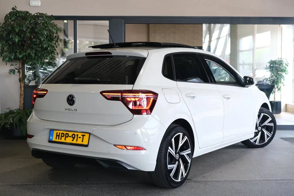 Volkswagen Polo 1.0 TSI Style Facelift Ascot Pano Navi Vir uit 2022, foto 2