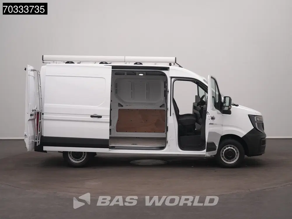 Renault Master 130PK L2H2 New Model Airco Carplay Cruise uit 2024, foto 7