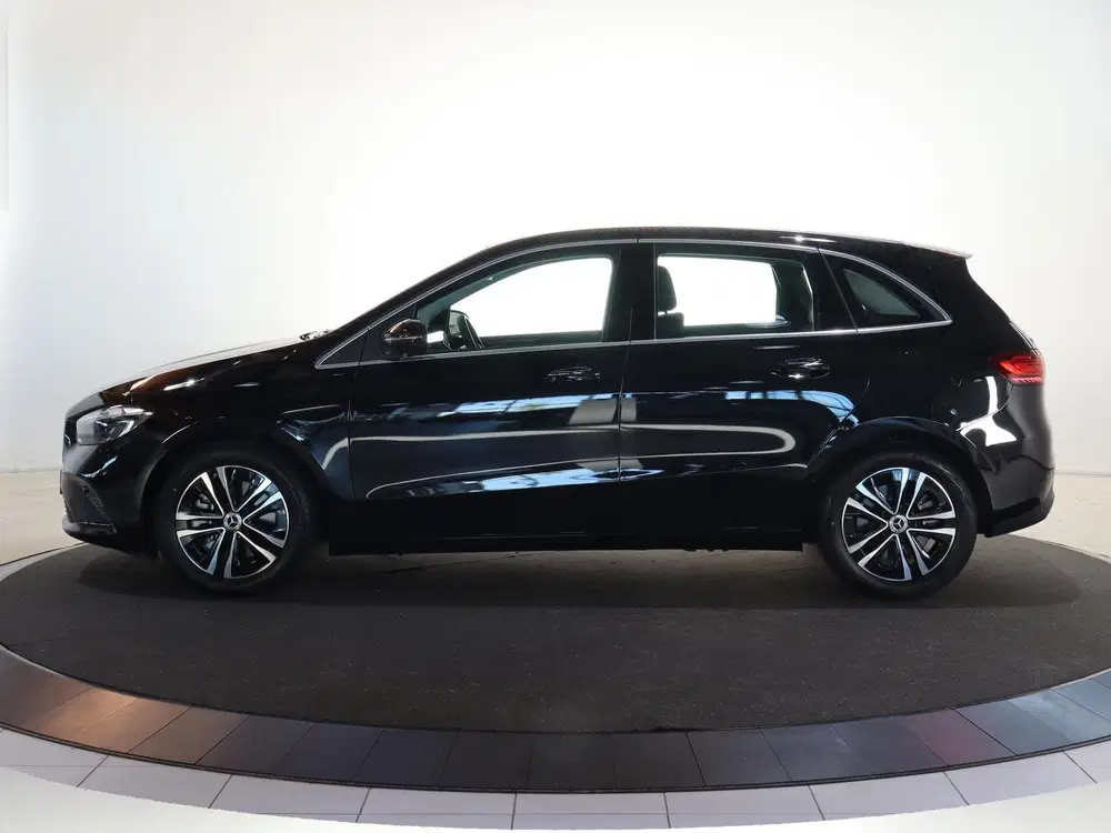 Mercedes-Benz B-Klasse 250 e Luxury Line uit 2025, foto 5