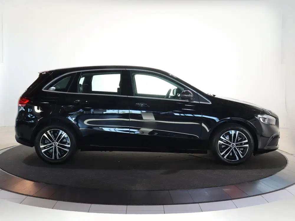 Mercedes-Benz B-Klasse 250 e Luxury Line uit 2025, foto 6