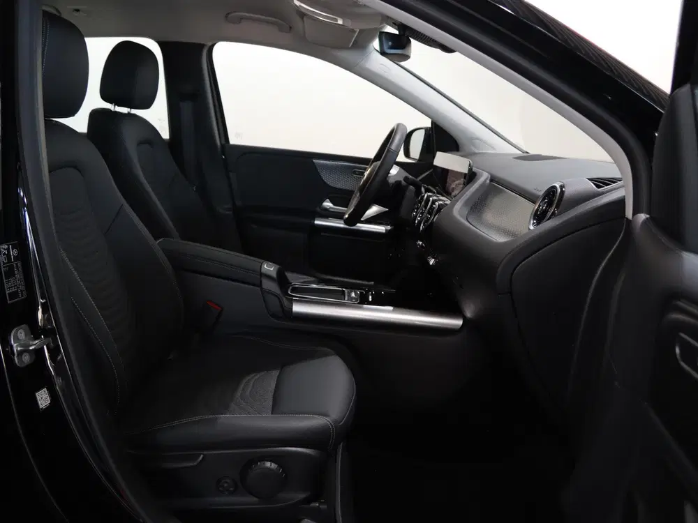 Mercedes-Benz B-Klasse 250 e Luxury Line uit 2025, foto 9