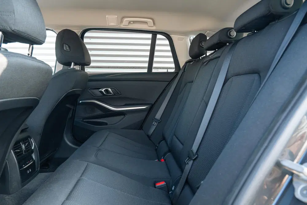 BMW 3-serie 330e Automaat uit 2025, foto 10