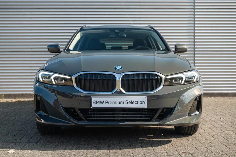 BMW 3-serie 330e Automaat uit 2025, foto 13