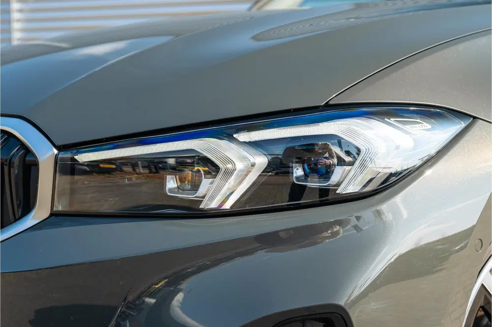 BMW 3-serie 330e Automaat uit 2025, foto 7