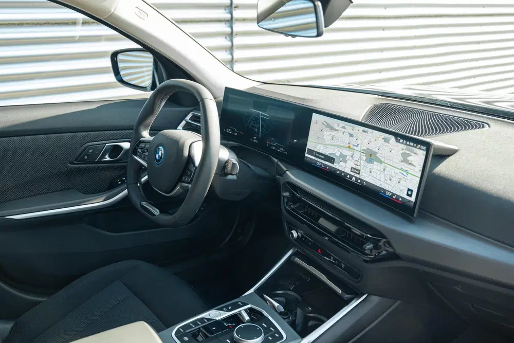 BMW 3-serie 330e Automaat uit 2025, foto 8