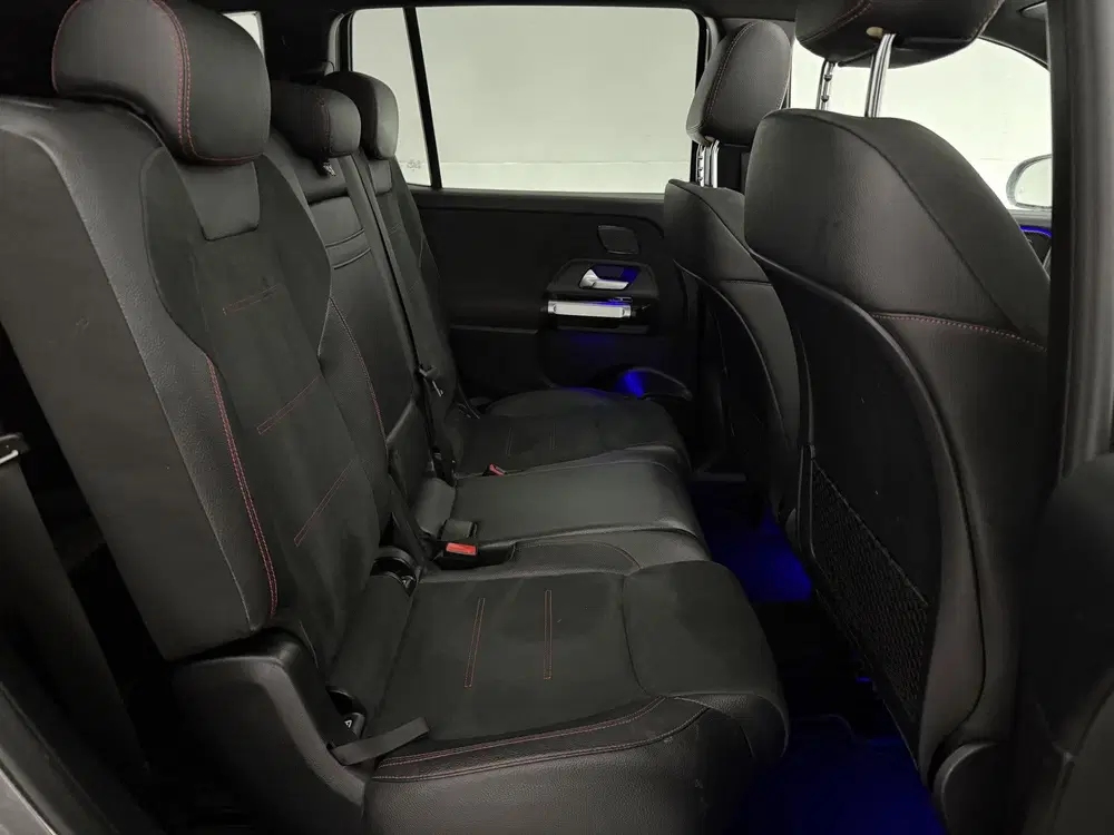 Mercedes-Benz GLB 200 AMG 7p. uit 2021, foto 15