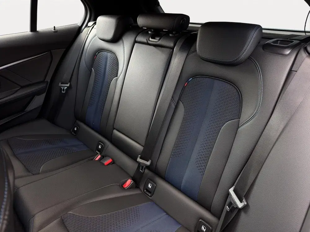 BMW 1-serie 118i 140PK Automaat M-Sport Camera Virtual uit 2021, foto 11