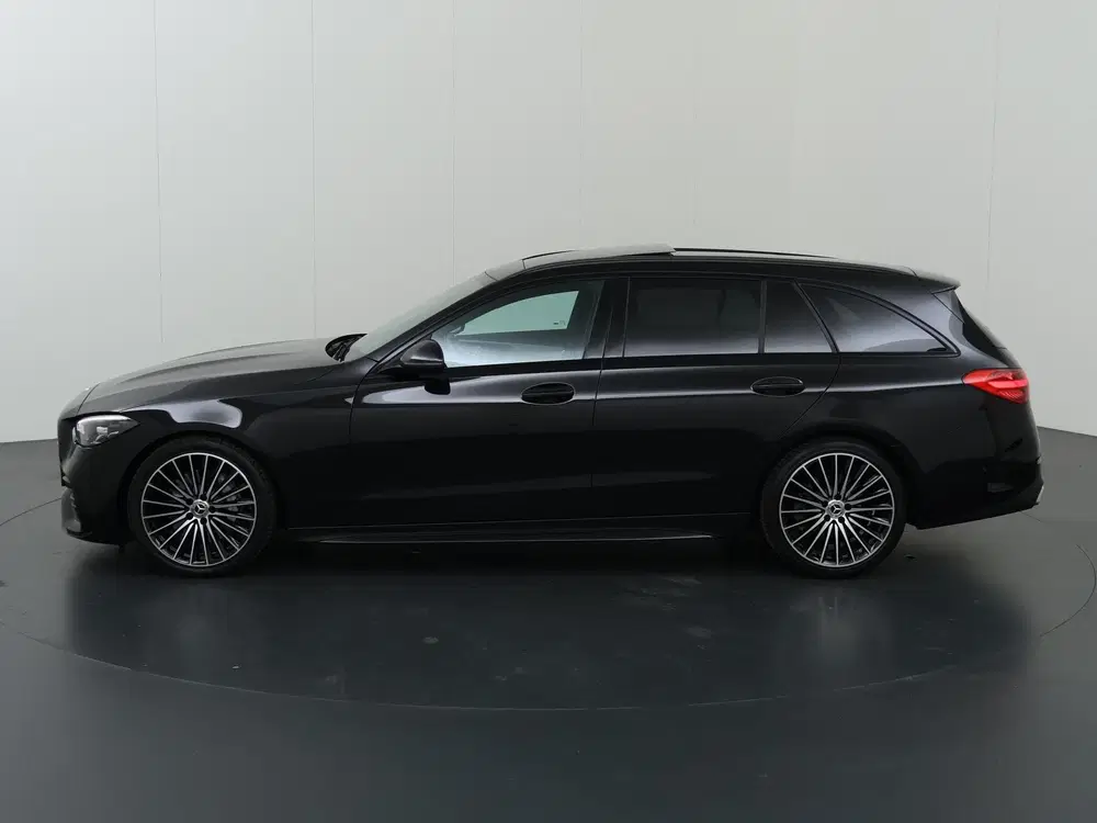 Mercedes-Benz C-Klasse 180 AMG NIGHT uit 2023, foto 5