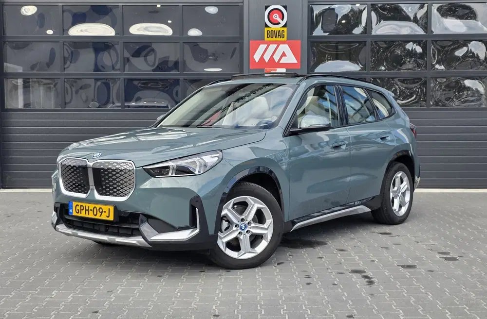 BMW iX1 EDrive20 67 kWh uit 2024