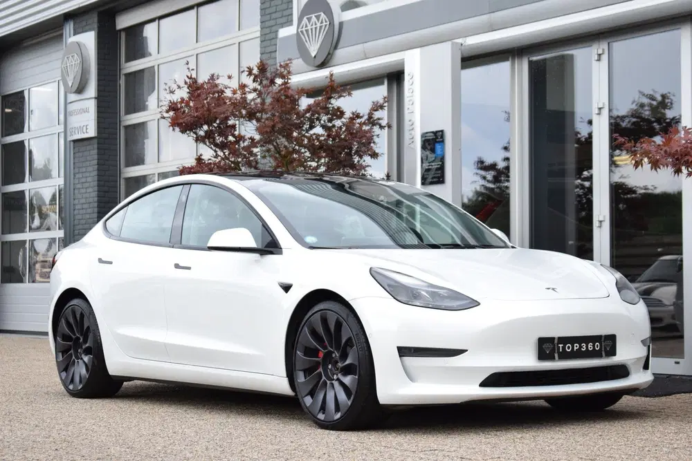 Tesla Model 3 Performance AWD 500 PK 75 kWh 360KW uit 2021, foto 12
