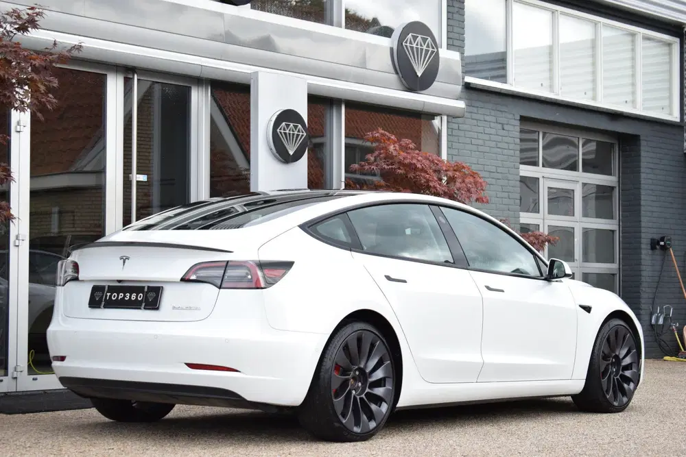 Tesla Model 3 Performance AWD 500 PK 75 kWh 360KW uit 2021, foto 13