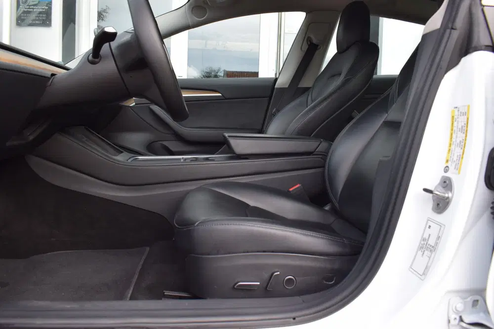 Tesla Model 3 Performance AWD 500 PK 75 kWh 360KW uit 2021, foto 5