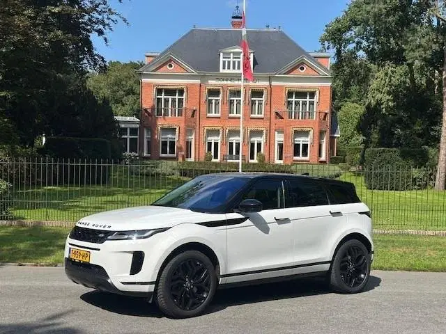 Land Rover Range Rover Evoque 2.0 D150 AWD R-Dynamic SE uit 2020, foto 4