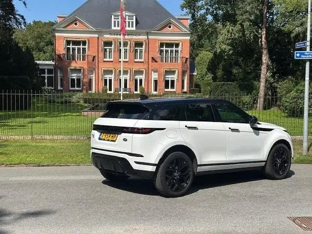 Land Rover Range Rover Evoque 2.0 D150 AWD R-Dynamic SE uit 2020, foto 6