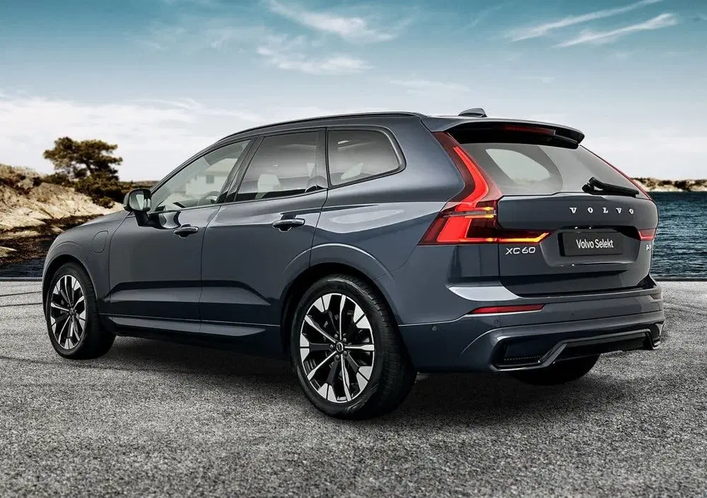 Volvo XC60 T6 398PK Recharge Ultra Dark uit 2026, foto 4