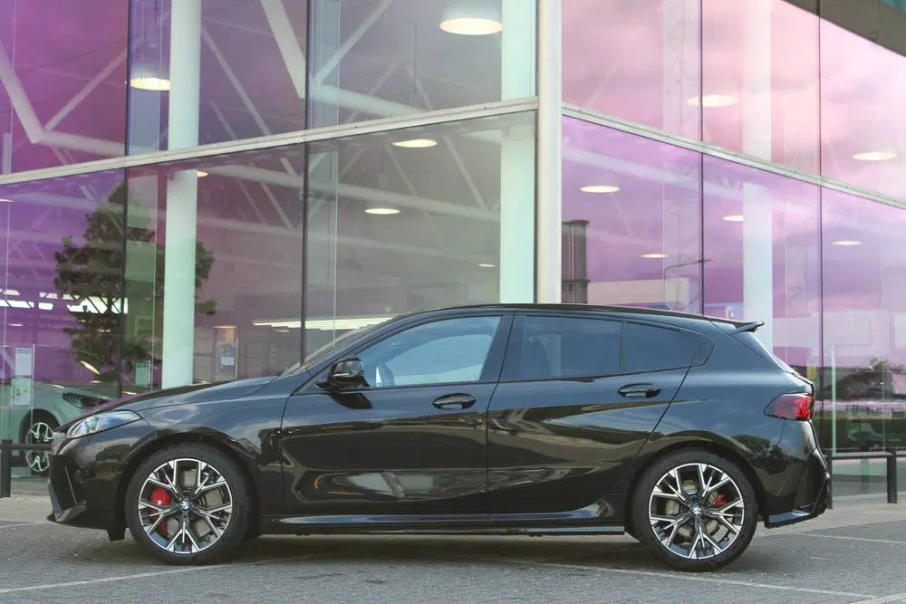 BMW 1-serie 120 M Sport Automaat uit 2026, foto 10