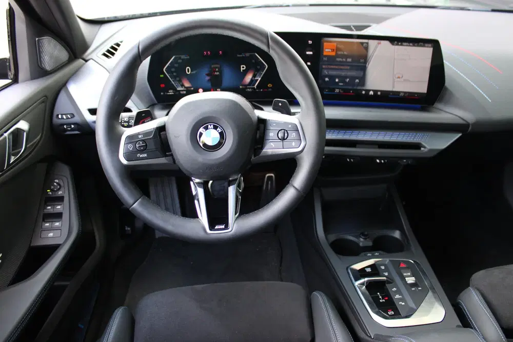 BMW 1-serie 120 M Sport Automaat uit 2026, foto 14