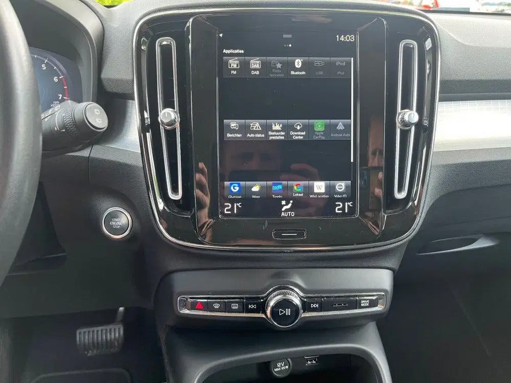 Volvo XC40 2.0 B4 AWD BUSINESS PRO 197PK AUTOMAAT uit 2021, foto 11
