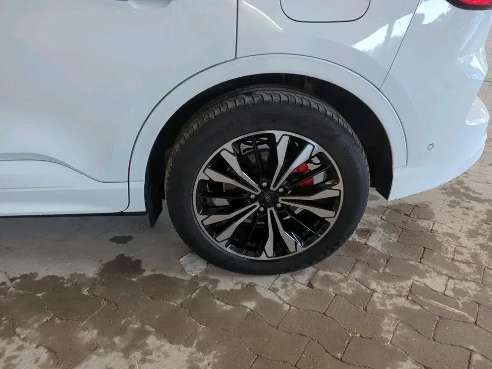Ford Kuga 2.5 PHEV ST-Line X 225pk Adaptieve Cruise uit 2023, foto 12