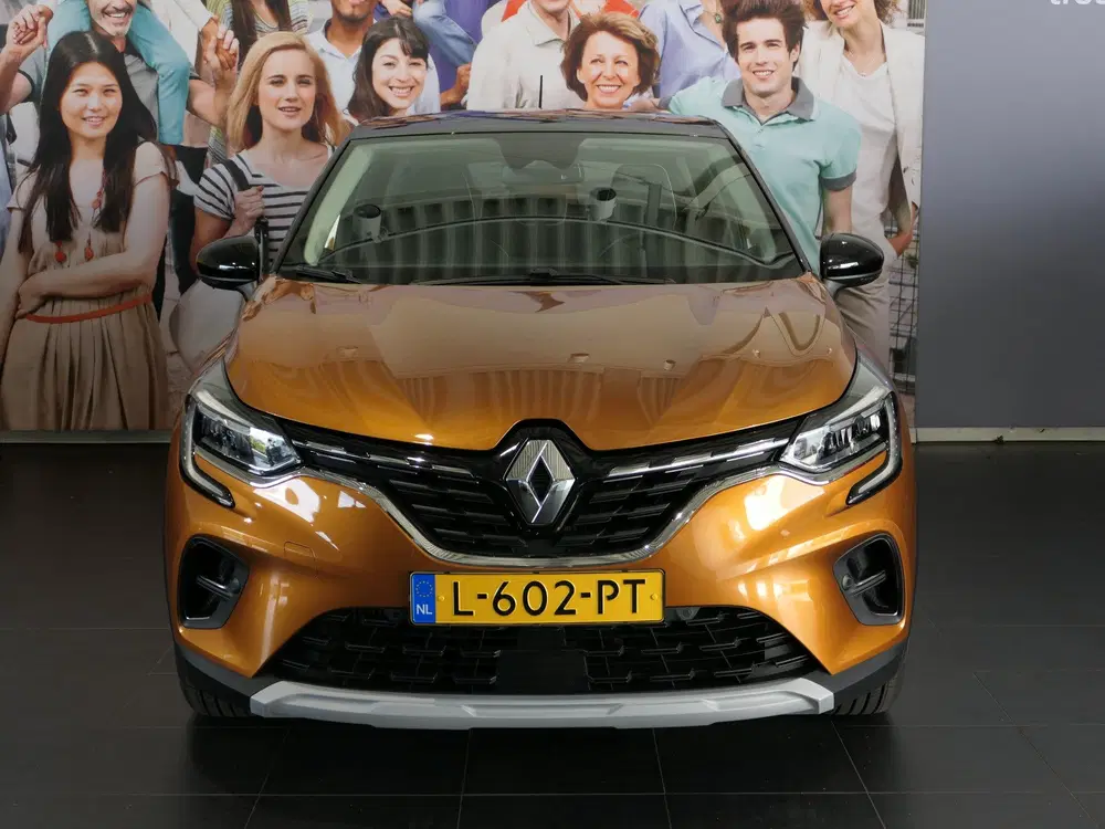 Renault Captur 1.3 TCe 140 Intens uit 2021, foto 2