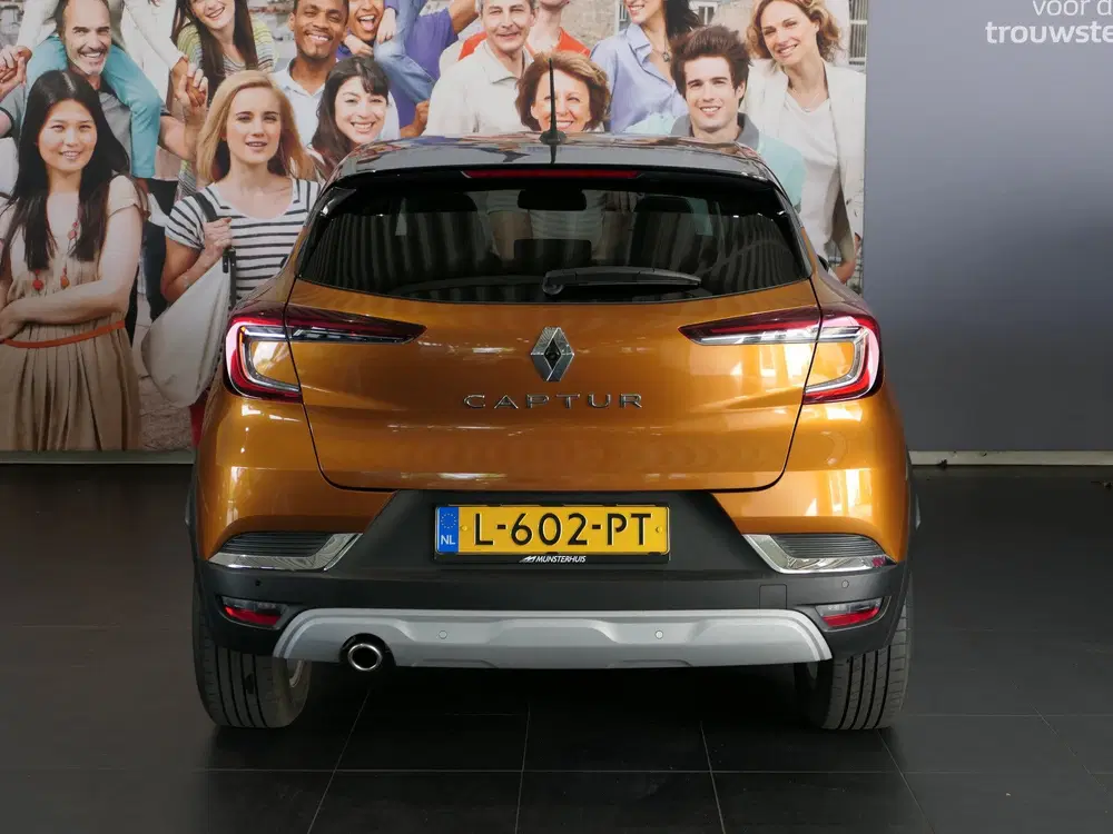 Renault Captur 1.3 TCe 140 Intens uit 2021, foto 4