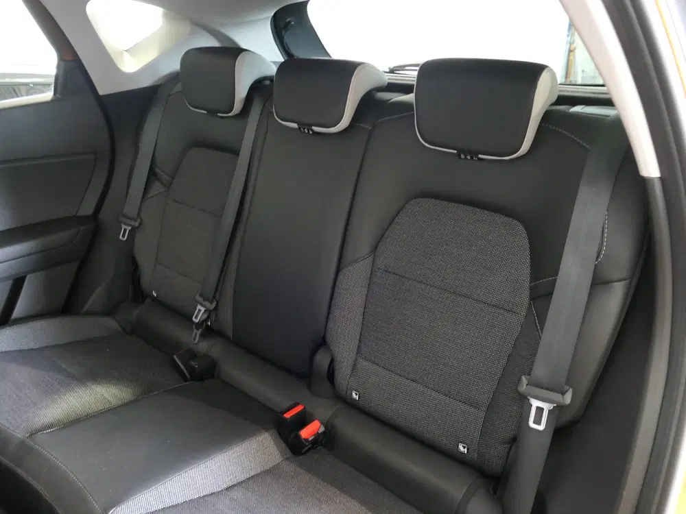 Renault Captur 1.3 TCe 140 Intens uit 2021, foto 9