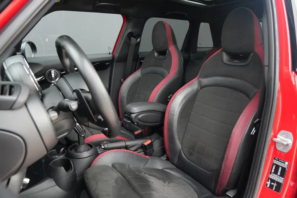 Mini Cooper S Cooper S 2.0 5-Deurs Knightsbridge uit 2019, foto 5