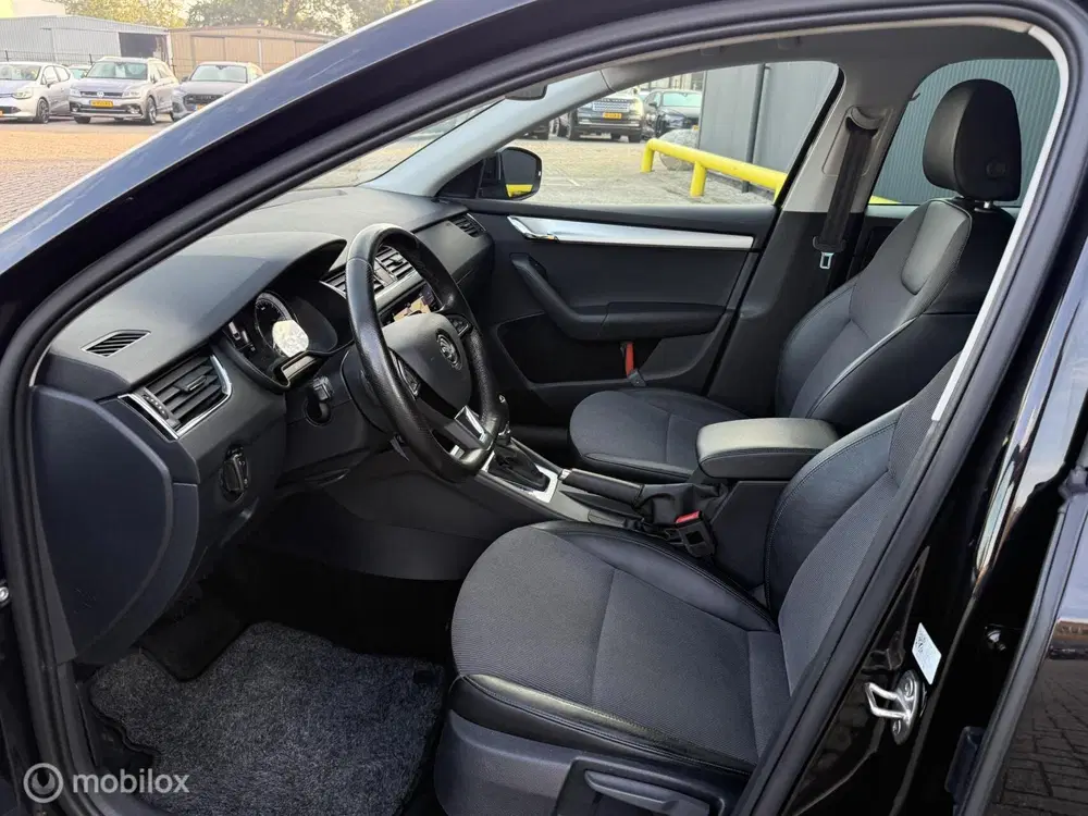 Skoda Octavia 1.5 TSI Greentech Sport AUTOMAAT uit 2020, foto 10