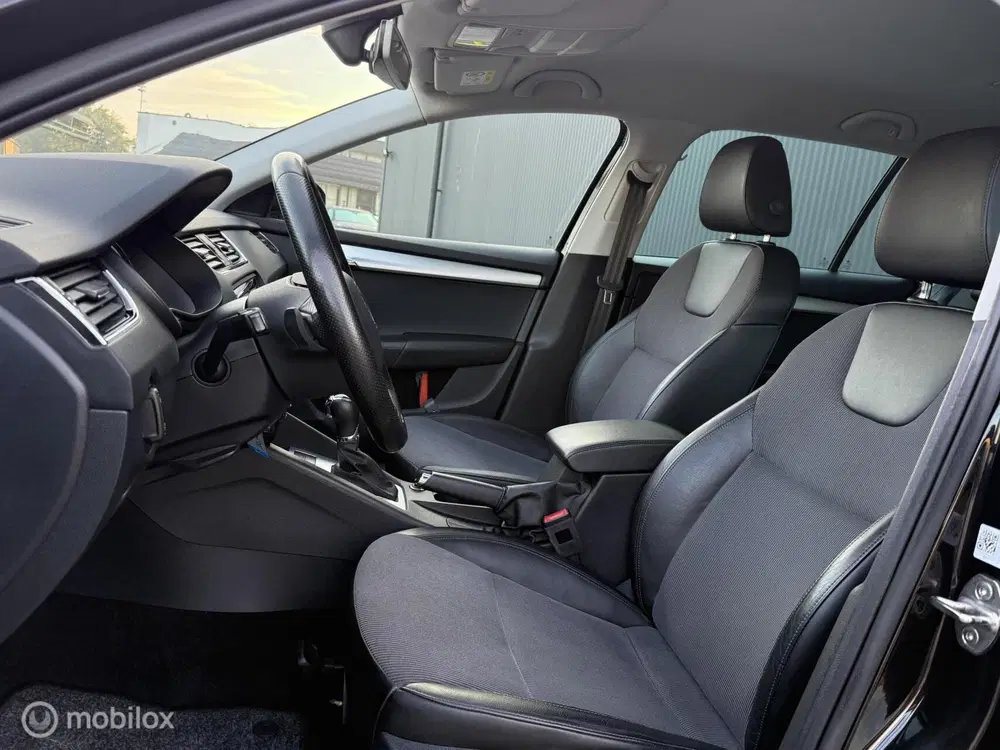 Skoda Octavia 1.5 TSI Greentech Sport AUTOMAAT uit 2020, foto 4