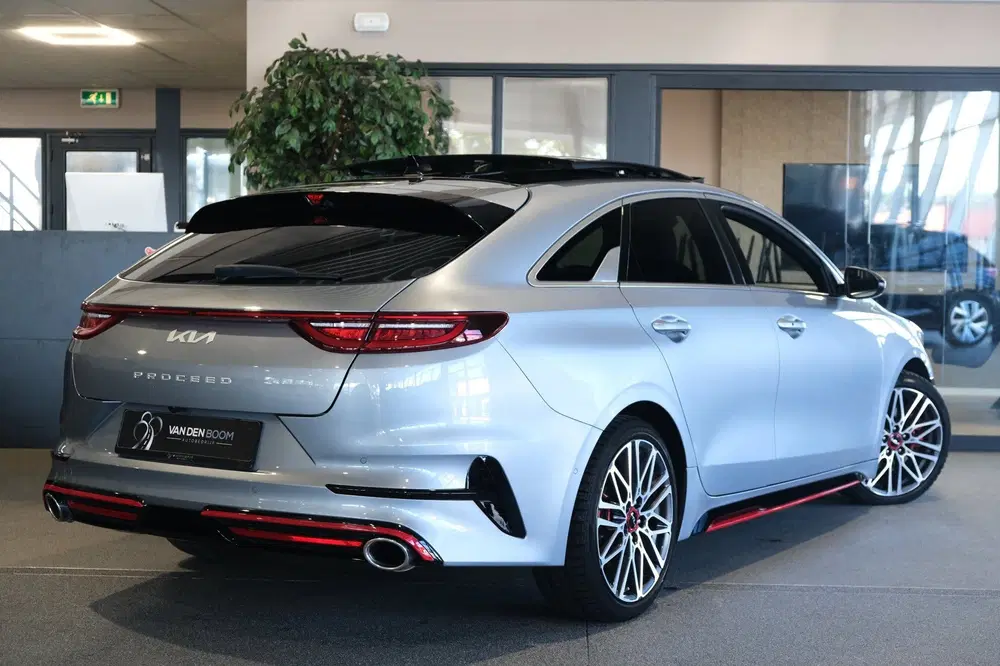 Kia ProCeed 1.6 T-GDI GT AUT 204PK Pano NW Type Navi L uit 2021, foto 2