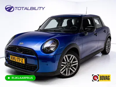 Mini Cooper C 1.5 Cooper C Black 5 drs. uit 2024