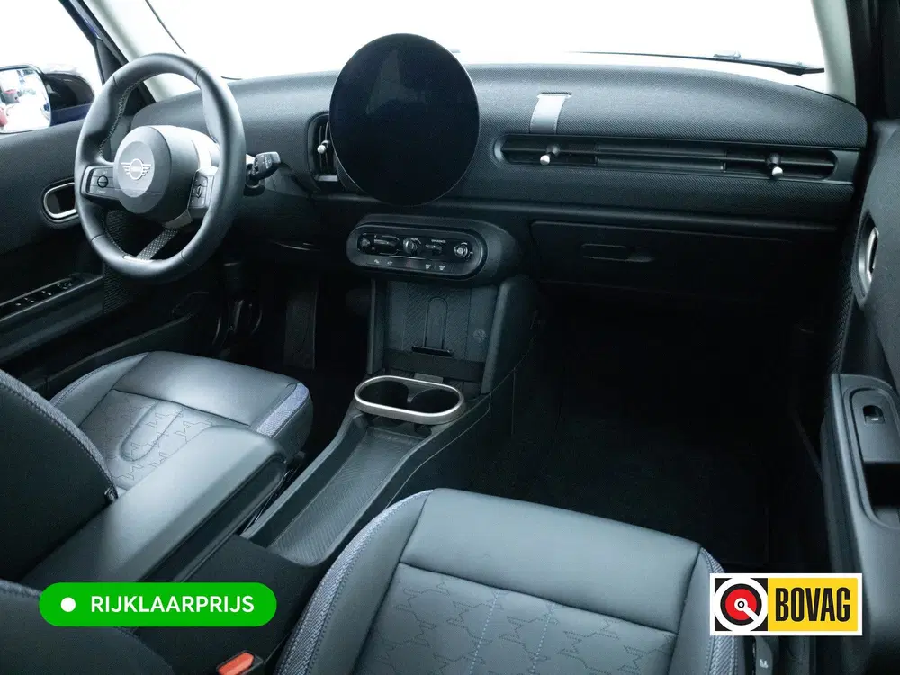 Mini Cooper C 1.5 Cooper C Black 5 drs. uit 2024, foto 9