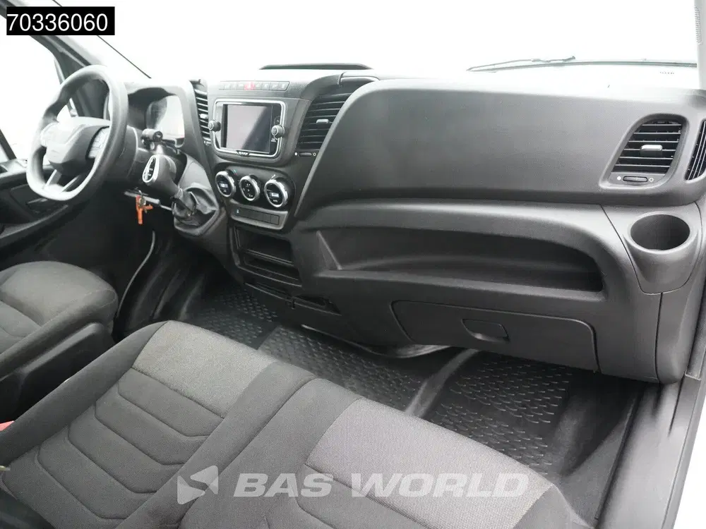 Iveco Daily 3.0L Automaat Bakwagen Laadklep Dubbelluch uit 2023, foto 14