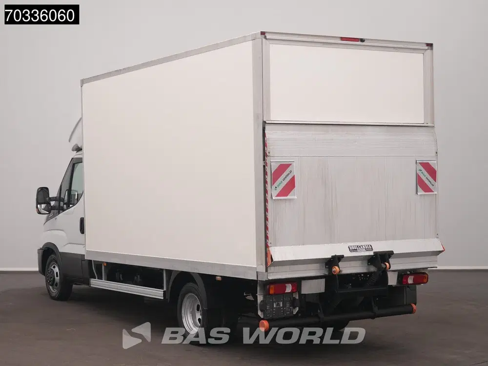 Iveco Daily 3.0L Automaat Bakwagen Laadklep Dubbelluch uit 2023, foto 6