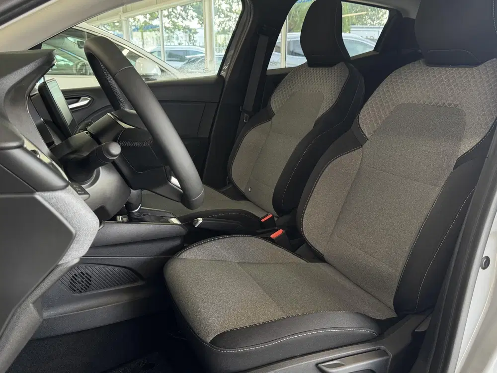 Renault Clio 1.0 TCe 90 GPF Evolution uit 2025, foto 9