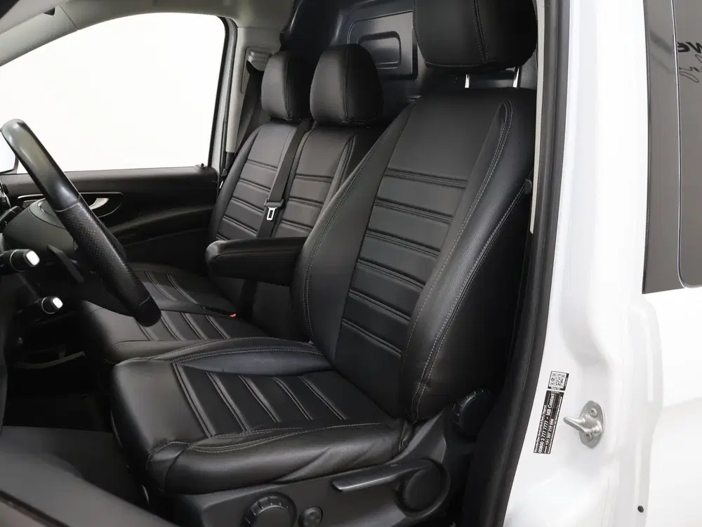 Mercedes-Benz Vito eVito uit 2022, foto 9