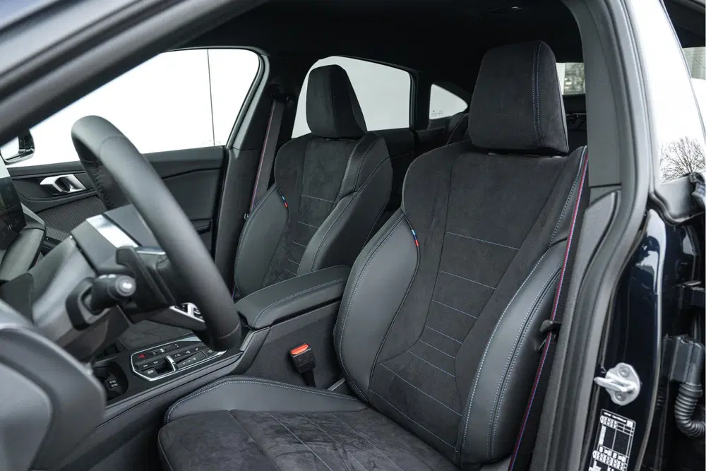 BMW 2-serie Coupé 220 M Sport Automaat uit 2026, foto 4