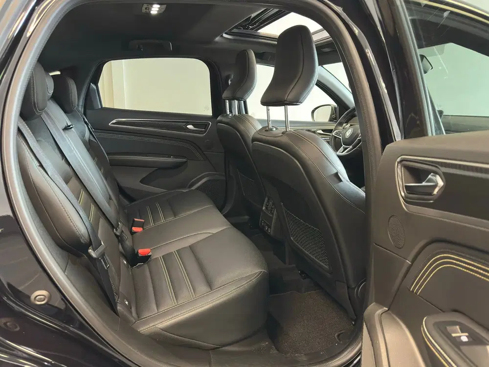 Renault Arkana 1.6 E-Tech hybrid 145 E-Tech engineered uit 2023, foto 12