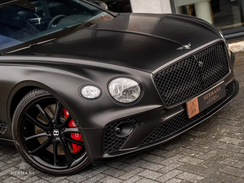 Bentley Continental GT 4.0 V8 uit 2021, foto 2