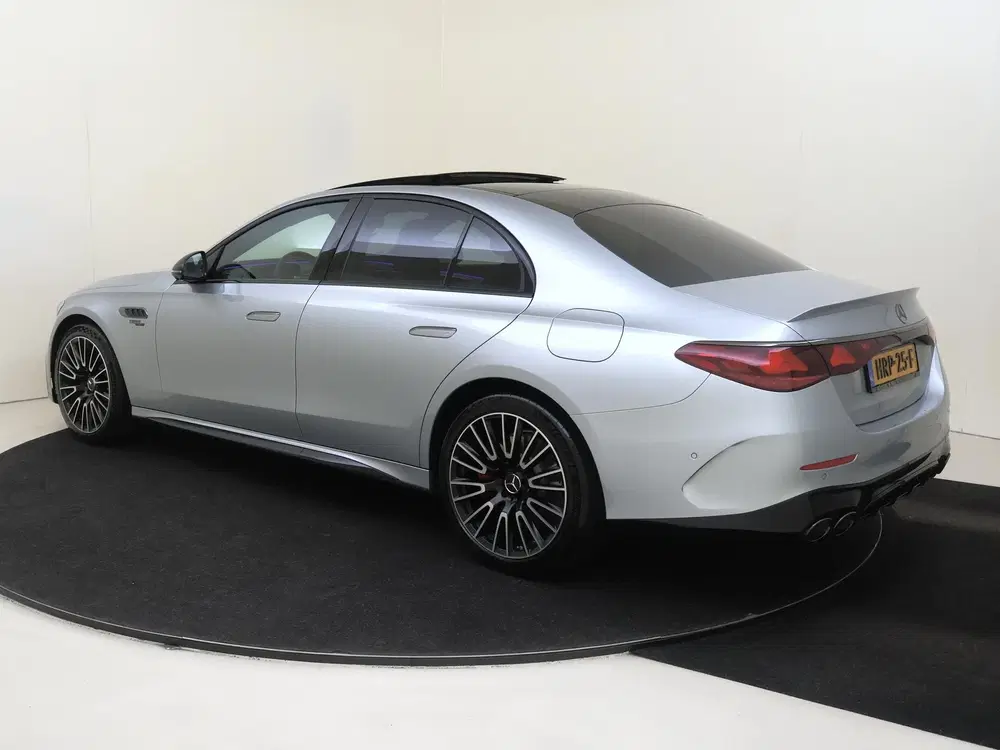 Mercedes-Benz E-Klasse AMG 53 4MATIC+ Night Edition uit 2025, foto 3