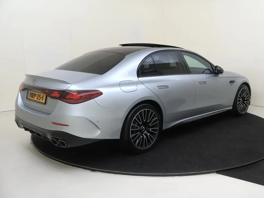 Mercedes-Benz E-Klasse AMG 53 4MATIC+ Night Edition uit 2025, foto 4