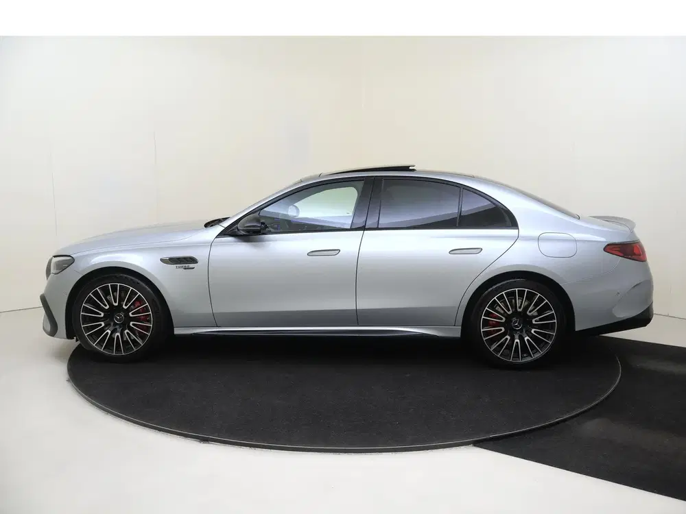 Mercedes-Benz E-Klasse AMG 53 4MATIC+ Night Edition uit 2025, foto 8