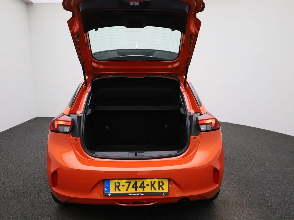 Opel Corsa 1.2 Edition uit 2022, foto 12