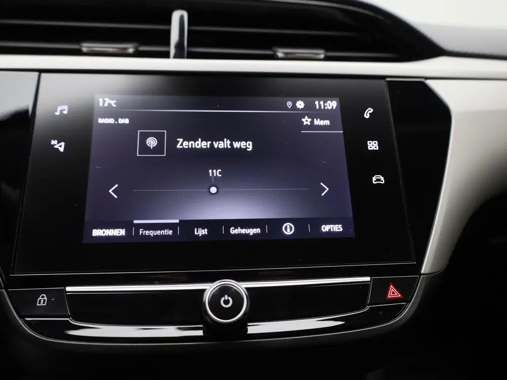 Opel Corsa 1.2 Edition uit 2022, foto 15